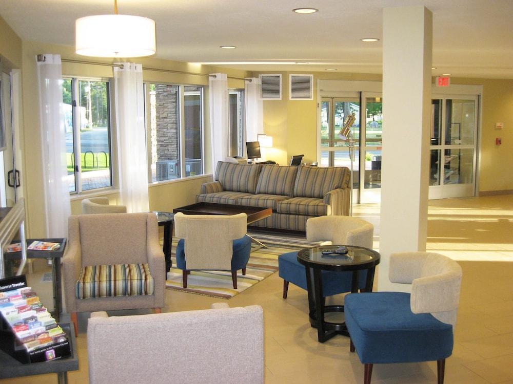 Best Western Plus Traverse City Exteriér fotografie