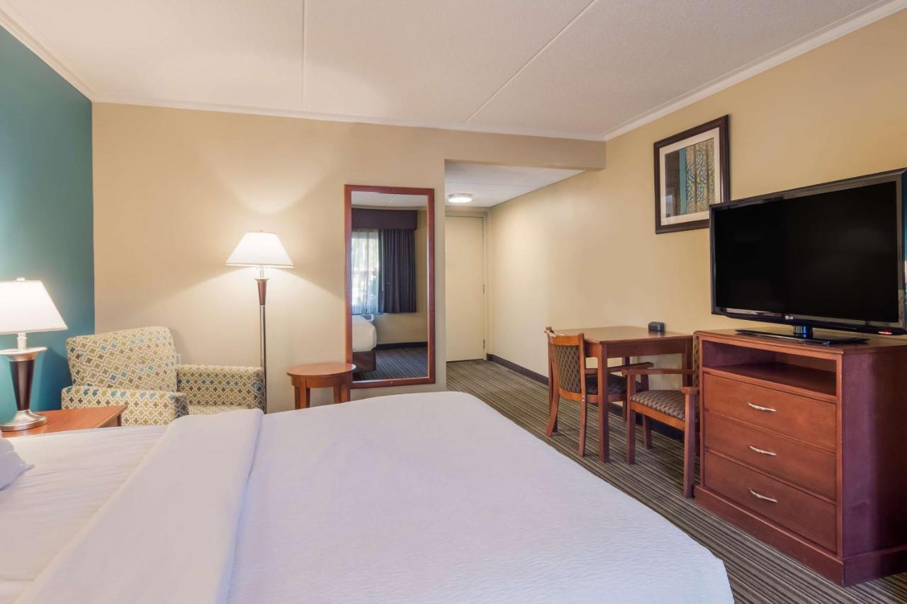 Best Western Plus Traverse City Exteriér fotografie