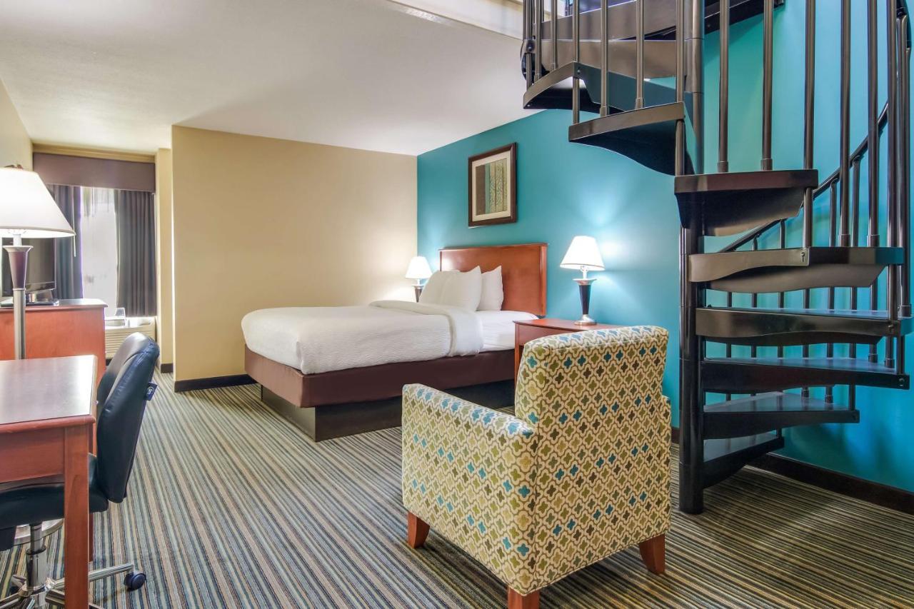 Best Western Plus Traverse City Exteriér fotografie