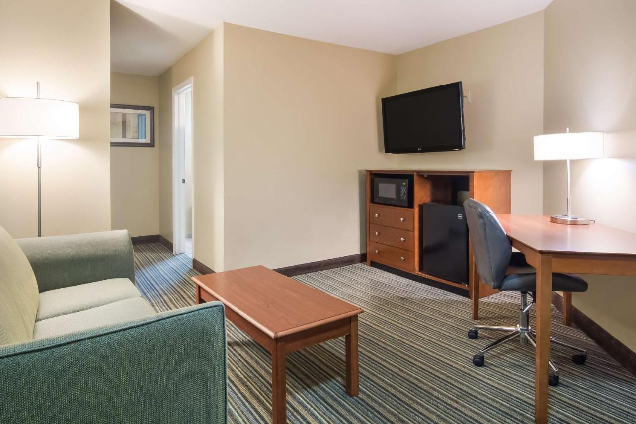 Best Western Plus Traverse City Exteriér fotografie