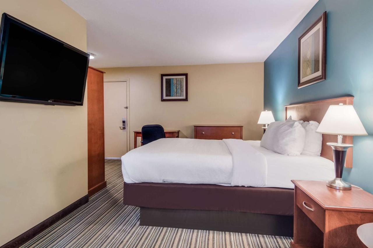 Best Western Plus Traverse City Exteriér fotografie