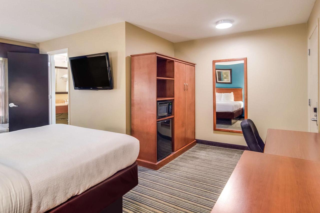 Best Western Plus Traverse City Exteriér fotografie