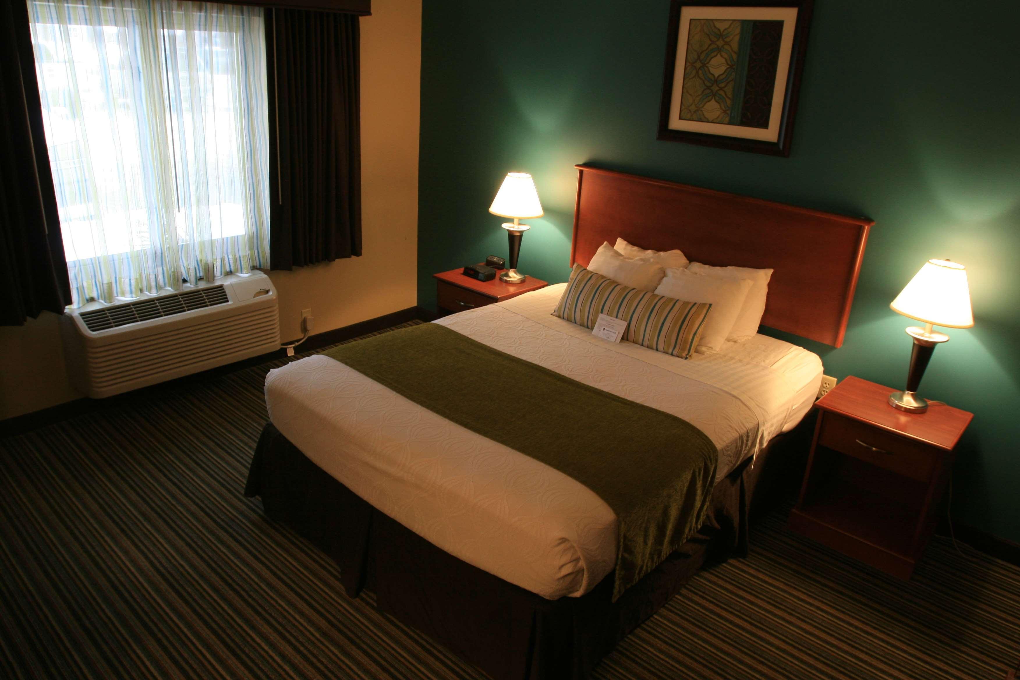 Best Western Plus Traverse City Exteriér fotografie