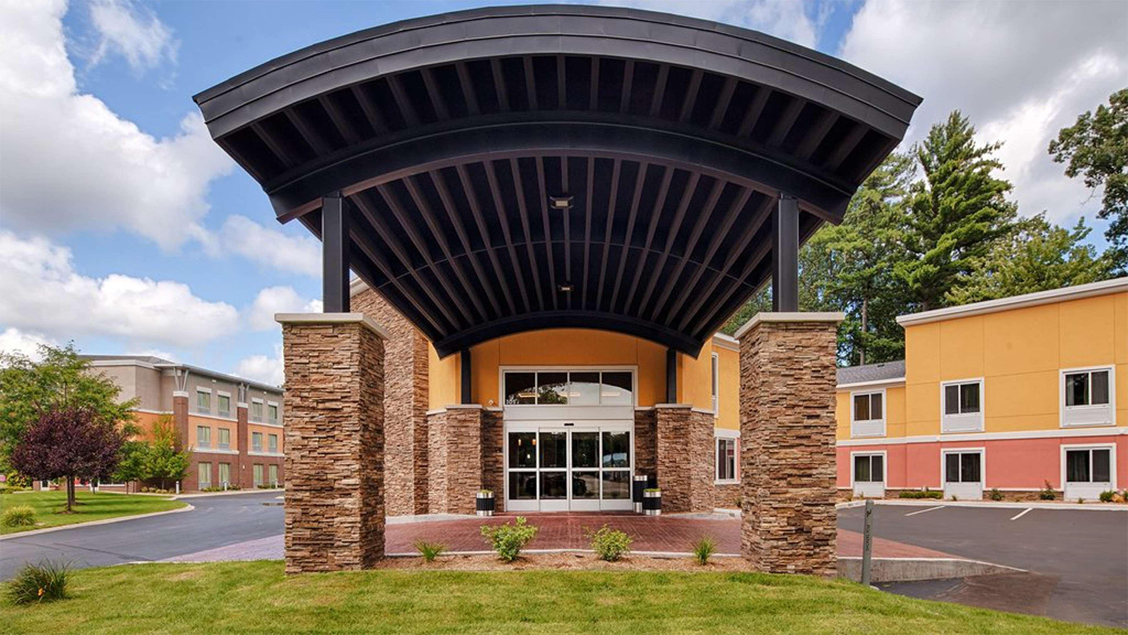 Best Western Plus Traverse City Exteriér fotografie